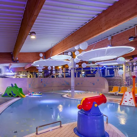 Aqua House
