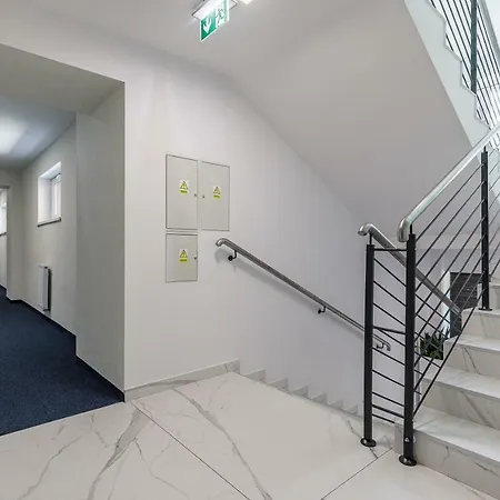 Aqua House Oda ve Kahvaltı 3*