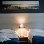 Aqua House Bed and breakfast 3*