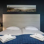 Aqua House Couette-café 3*
