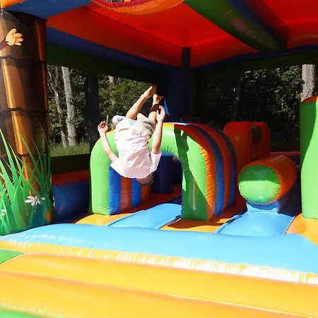 Aqua House ベッド・アンド・ブレックファスト 3*