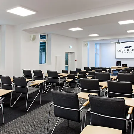 Aqua House 3* ソポト