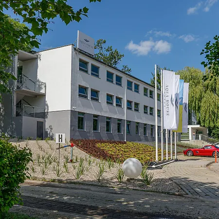 ベッド・アンド・ブレックファスト Aqua House