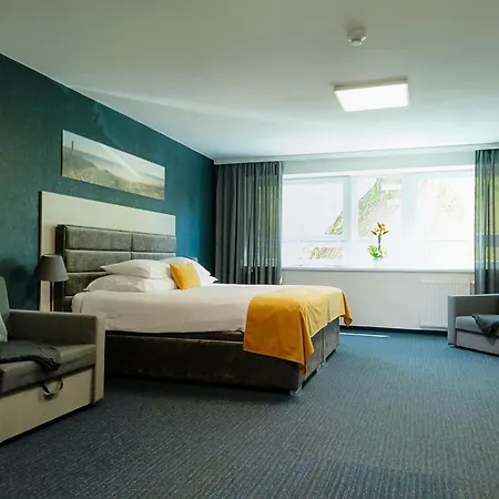 Aqua House Bed & Breakfast